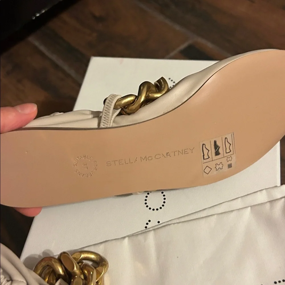 New authentic Stella McCartney flats - Picture 5 of 6